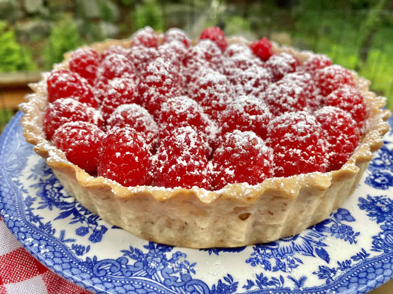 Raspberry Almond Tart - The Cardiac Cuisine